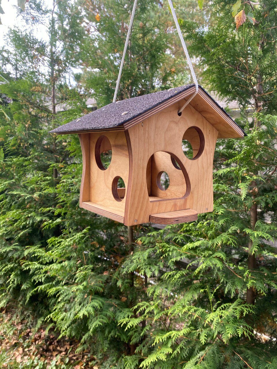 Кормушка для птиц и грызунов 
