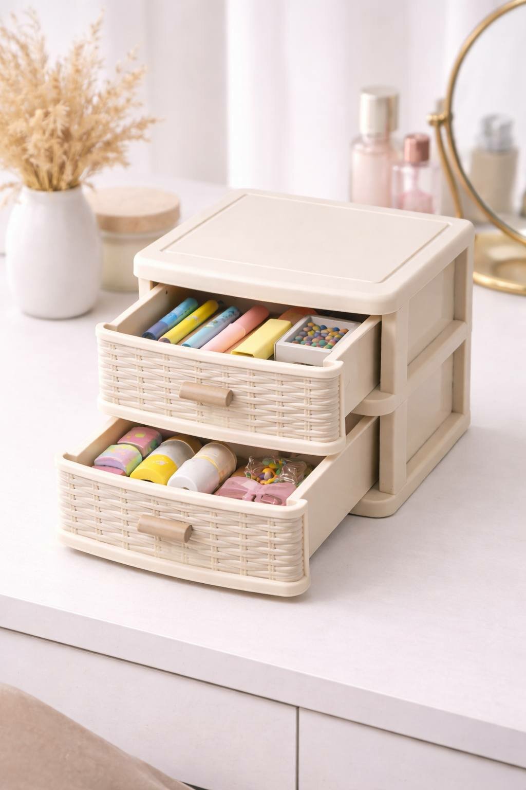 Мини-полка с двумя выдвижными ящиками Компактная мини-полка с двумя выдвижными ящиками