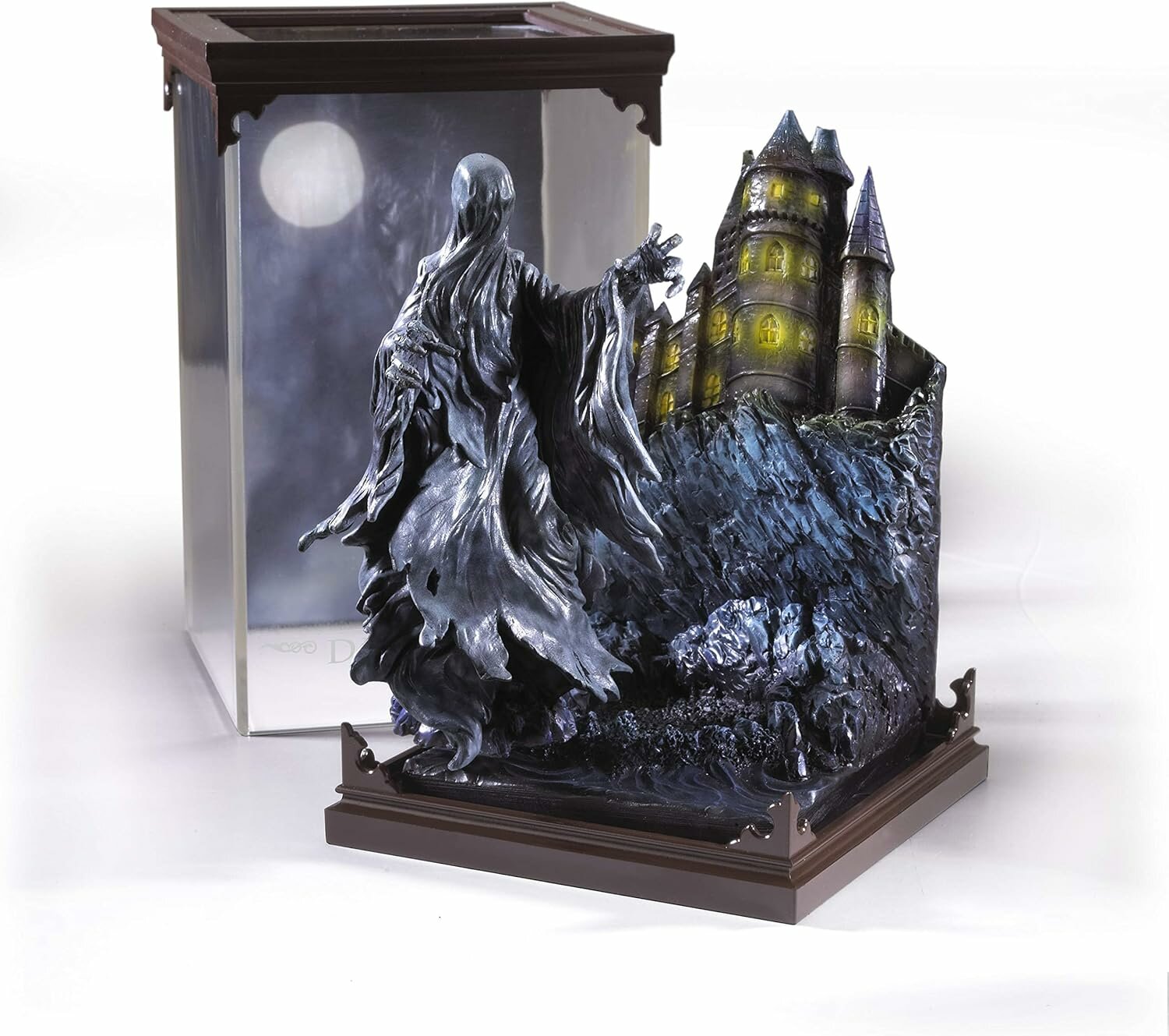 Фигурки The Noble Collection Harry Potter - Гарри Поттер - Коллекционная фигурка Волшебные существа Дементор - NN7550