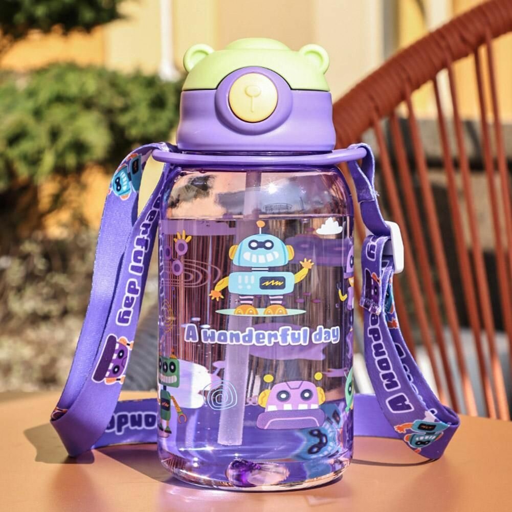 Детский мультяшный пластиковый стаканчик-поильник 650ml