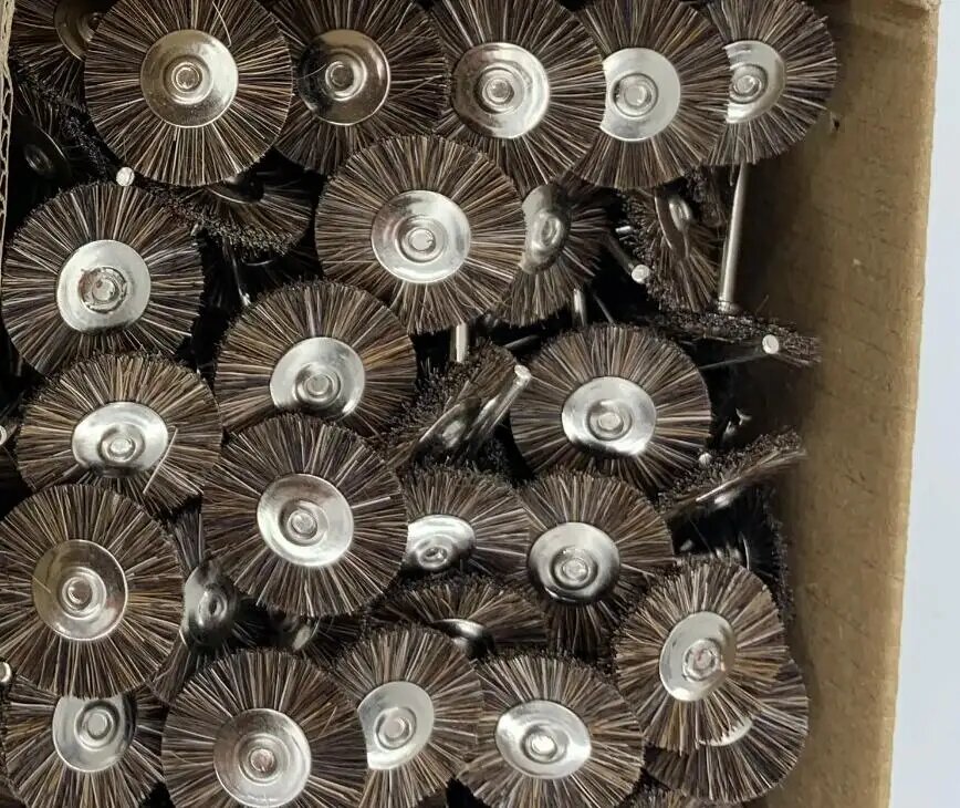 Полировальные щетки Dremel набор из 144 шт мягкие/средние/жесткие диаметр 22 мм 22mm brown 144pcs