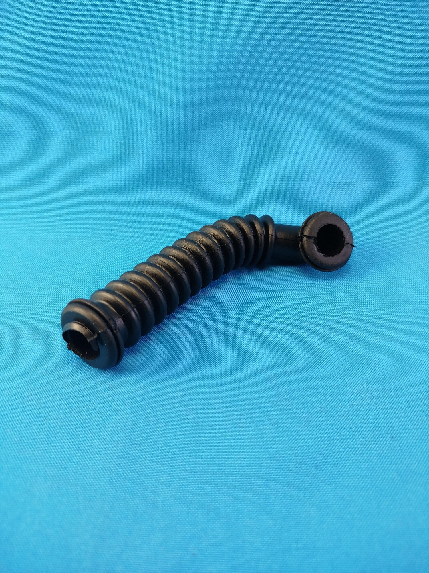 Гофра на сигнализацию "UAD" ВАЗ 2111 — фото 1