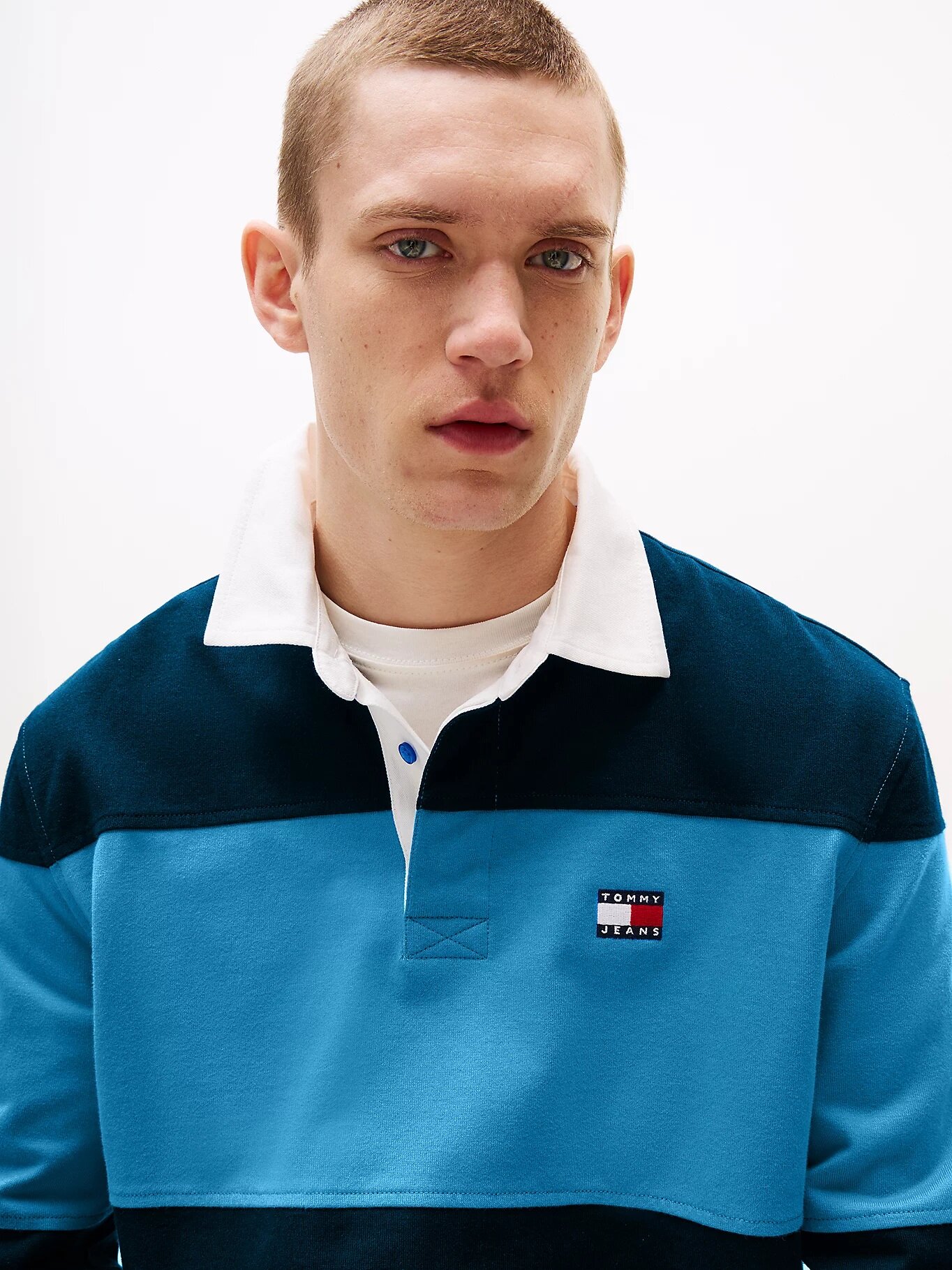 Поло Tommy Jeans, размер 2XL, голубой/темно-синий — фото 1