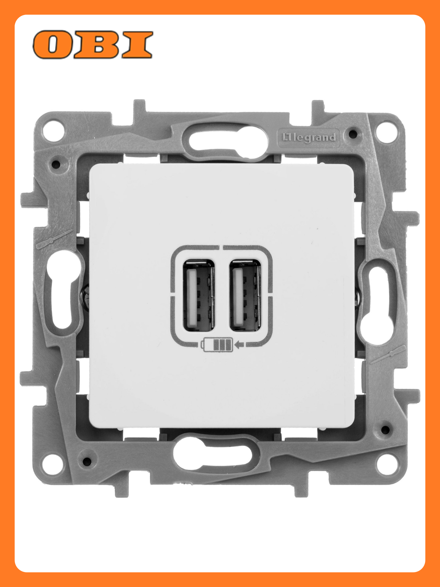 Розетка Legrand Etika 672294