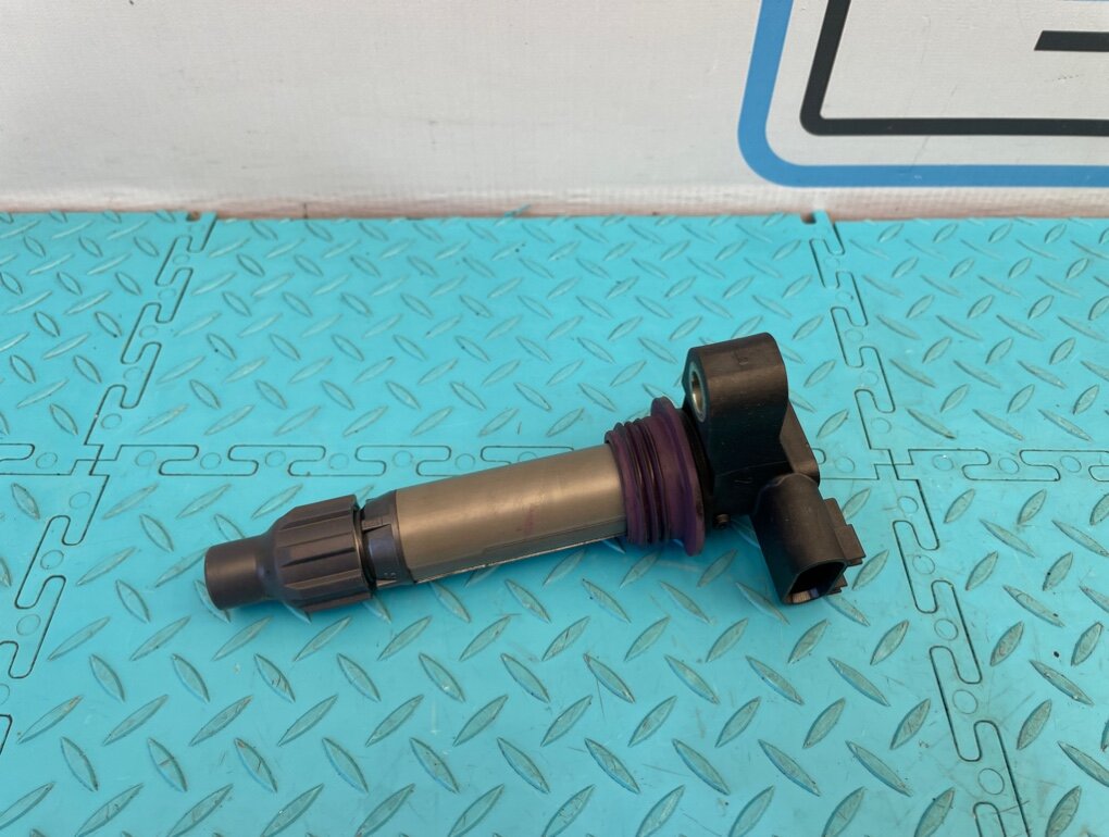 Катушка зажигания Cadillac SRX II 2011 GMT267 LF1 3.0 OEM 12632479