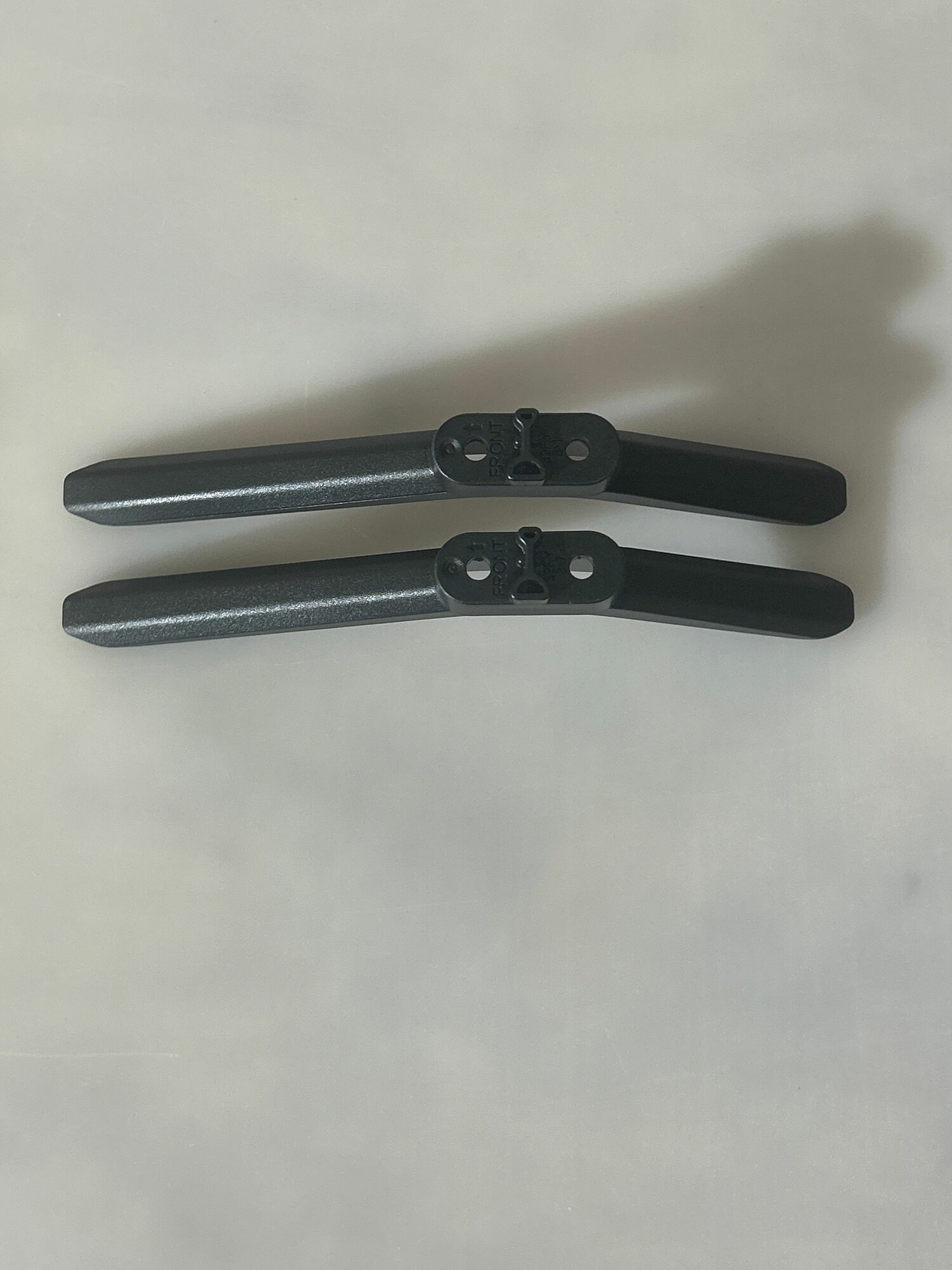 Подставка комплект комплект 2 шт (черный), для телевизора HI HT-24H01FB