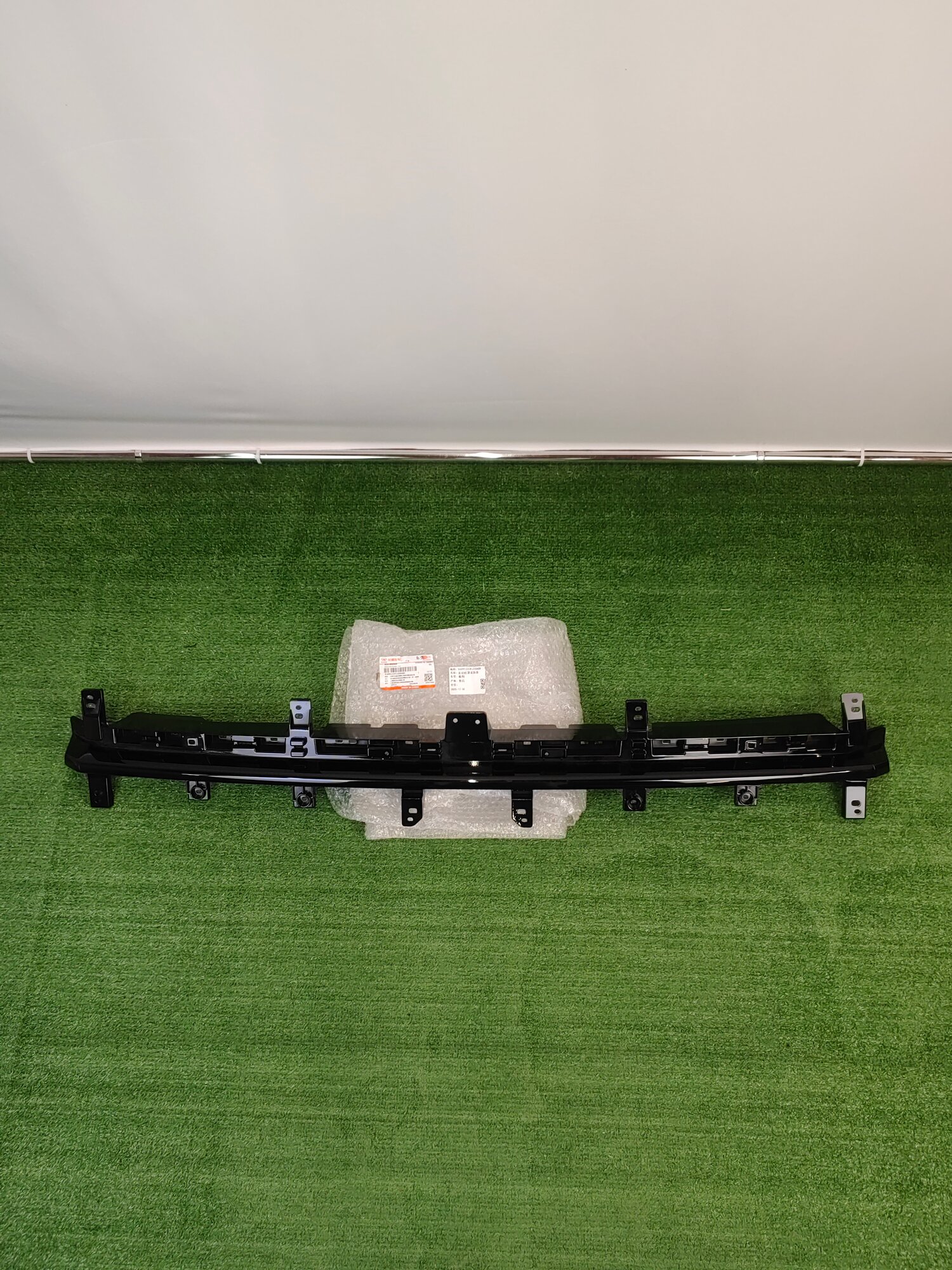 HAVAL Кронштейн решетки радиатора верхний HAVAL H3 5509133XKJ20A8D