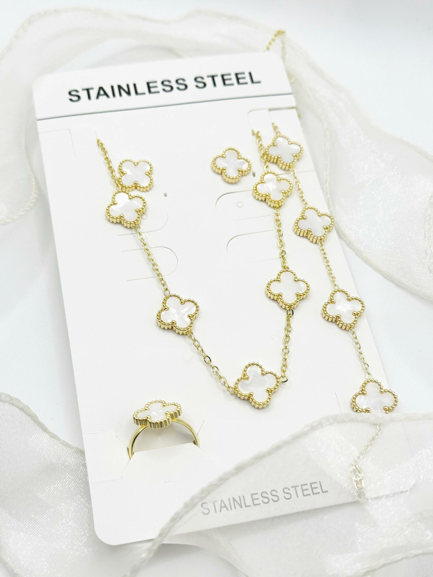 Комплект бижутерии Stainless steel: браслет, колье, серьги, кольцо, размер кольца 17.55, размер колье/цепочки 48 см, белый, — фото 1