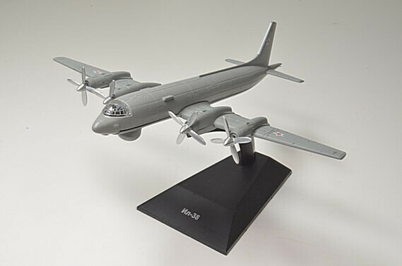 Масштабная модель 1/264, Самолет ИЛ-38