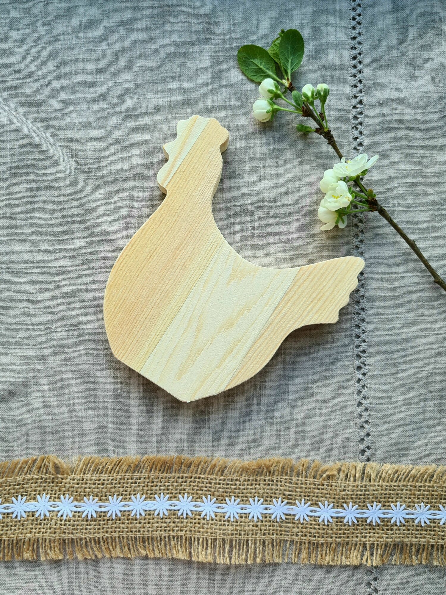 Заготовка "Курочка", сосна, для творчества, 12,5x13,4x1,8 см — фото 1