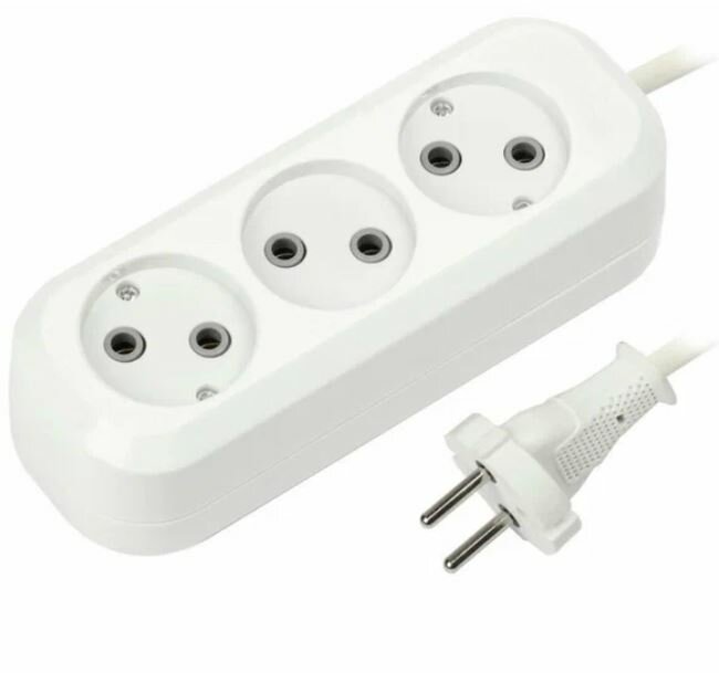 Удлинитель SMARTBUY SBE-10-3-05-N  белый без заземления длина кабеля 5м