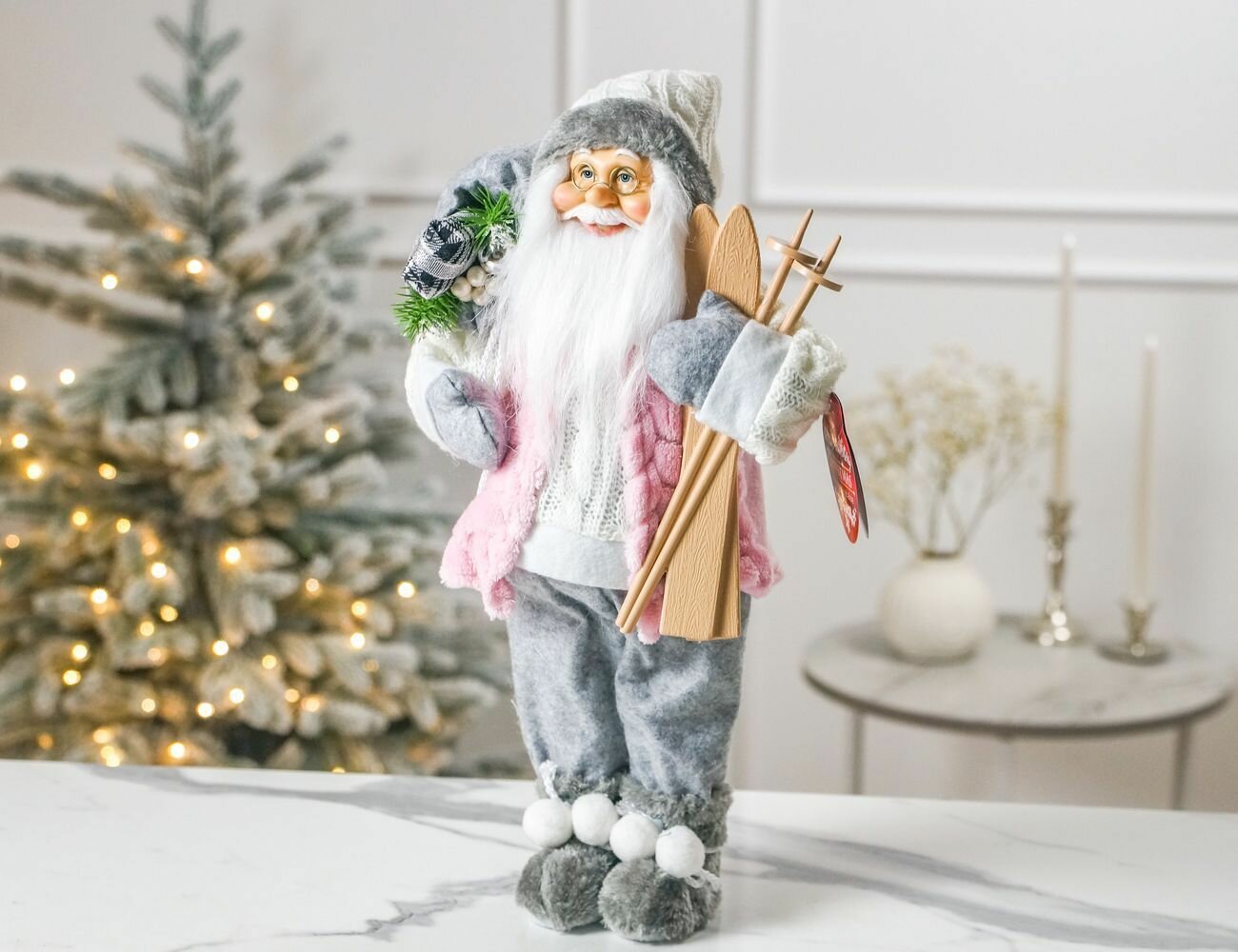 Декоративная фигура санта В розовом жилете текстиль пластик 45 см Due Esse Christmas XNA22022691