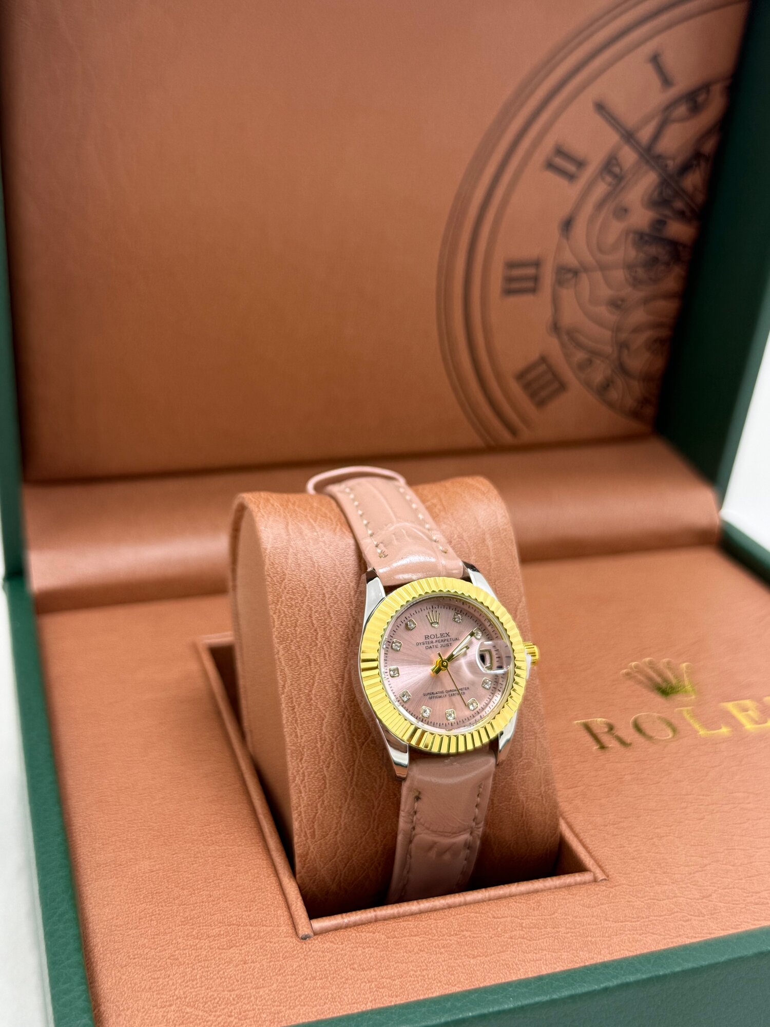 Наручные часы, розовый