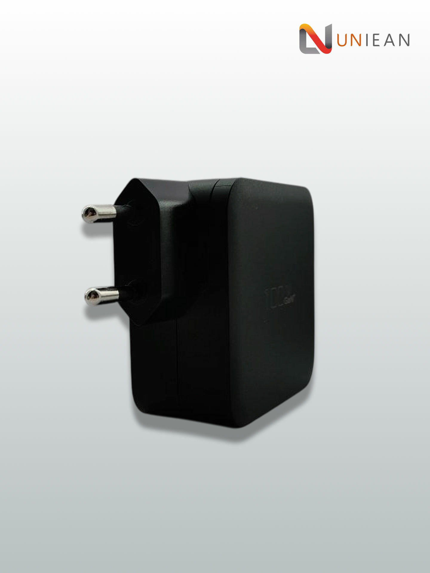 Быстрое зарядное устройство 100W 2xUSB-C + 1xUSB-A, 100 Вт GaN — фото 1
