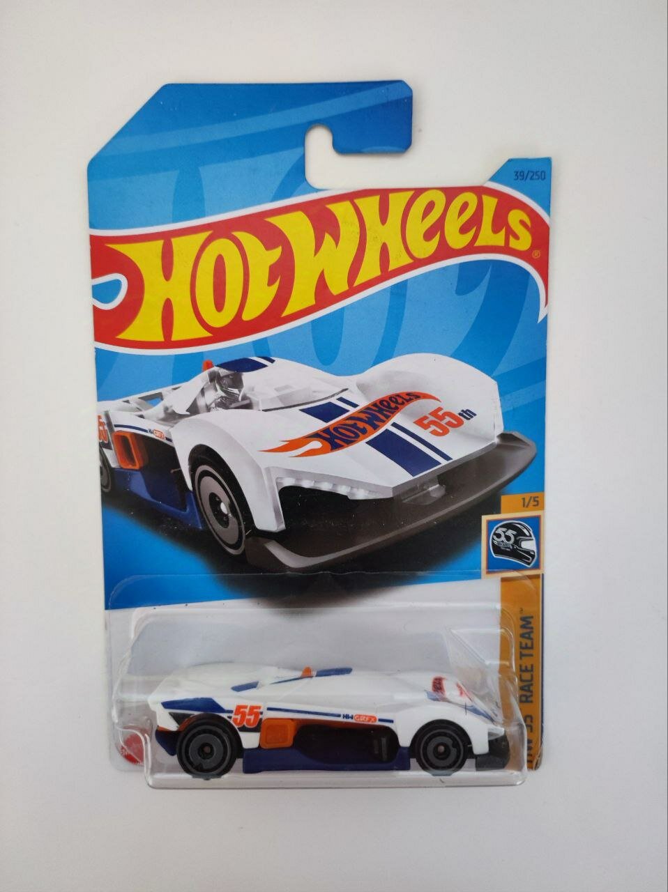 Машинка игрушка Hot wheels Hot wired металлическая39/250