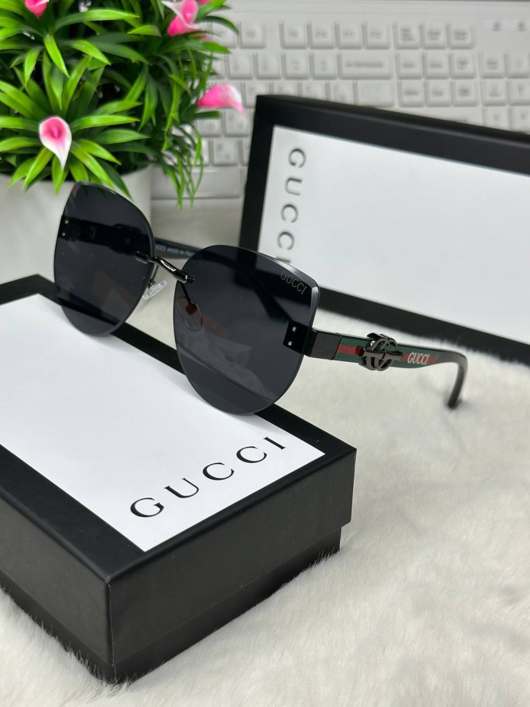 Солнцезащитные очки