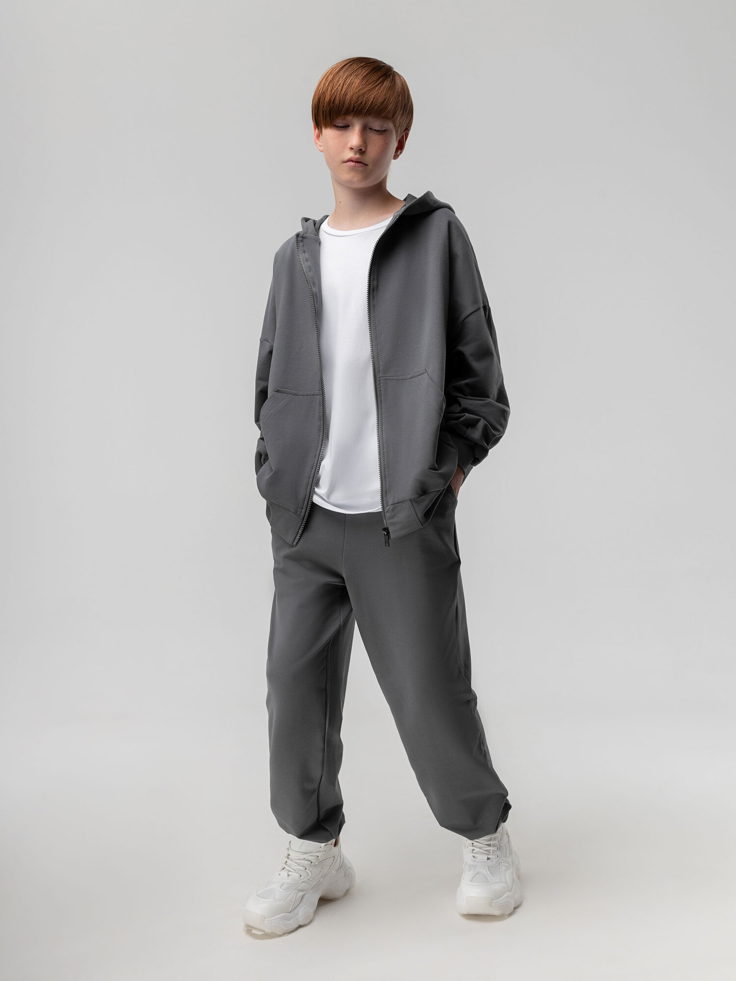 Костюм спортивный BODO размер 158-164 серый