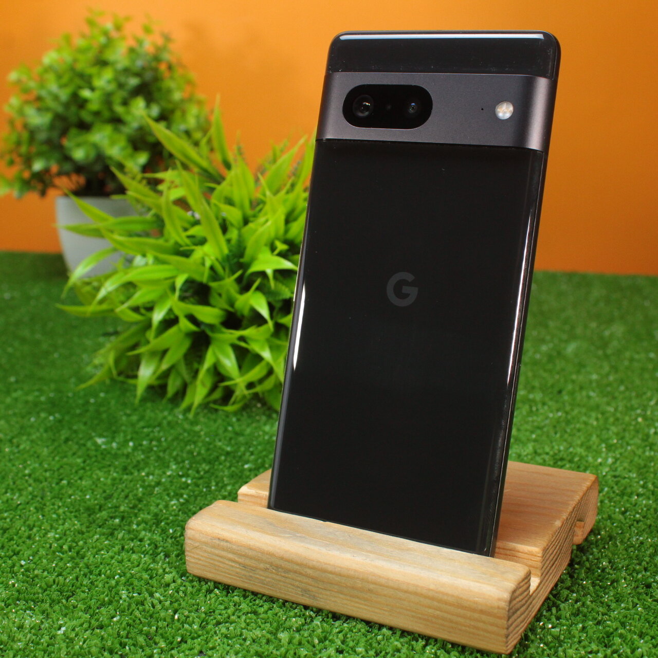Смартфон Google Pixel 7 8/128GB, Dual nano SIM, Obsidian
