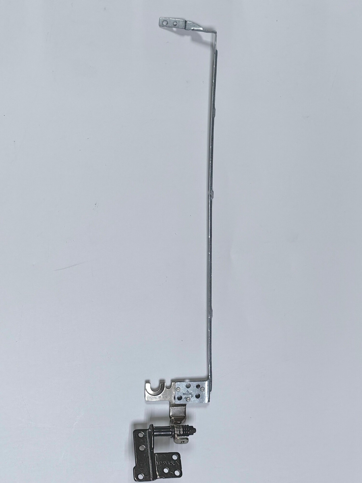 Петля правая для Acer Aspire E1-510 E1-530