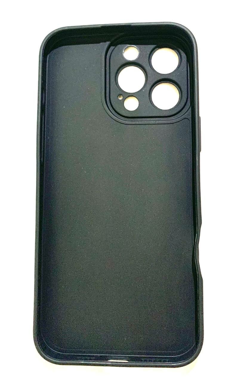 Чехол "Котята" чёрного цвета для модели телефона Iphone 16 Pro Max — фото 1