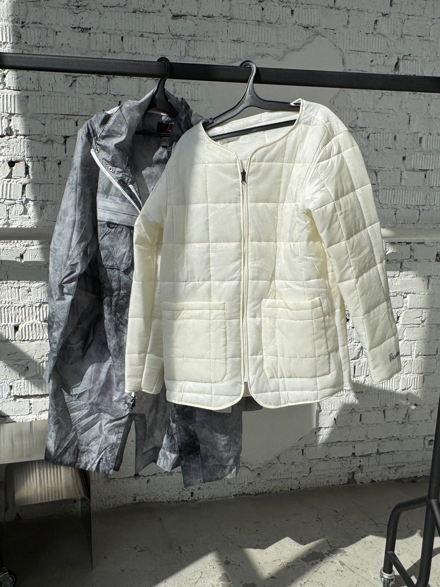 Пуховик NIKE Air Jordan 23 Engineered Printing Casual, размер XL, серый, белый — фото 1