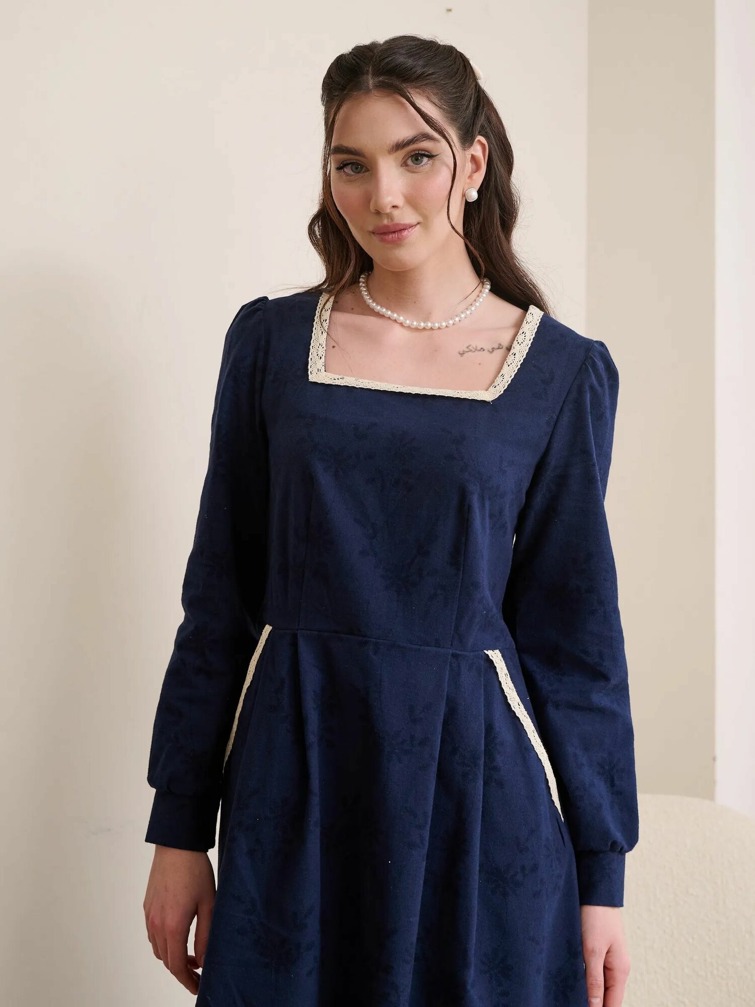 Платье Осень-зима 2025