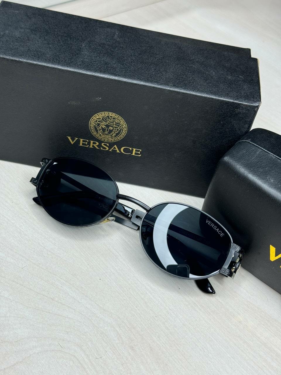 Солнцезащитные очки