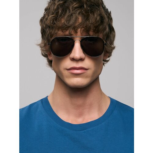 Солнцезащитные очки ТВОЕ черный 215₽