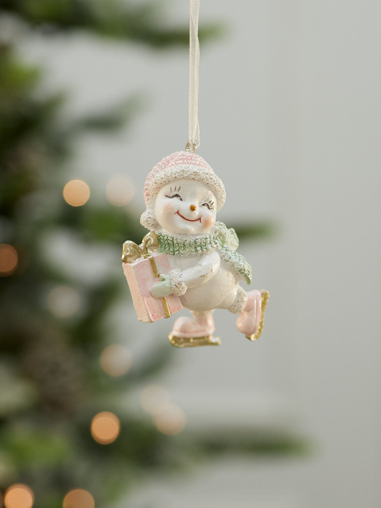 Елочная игрушка Лавка Чудес "Снеговик", полирезин, высота 6,5 см, 1 шт — фото 1