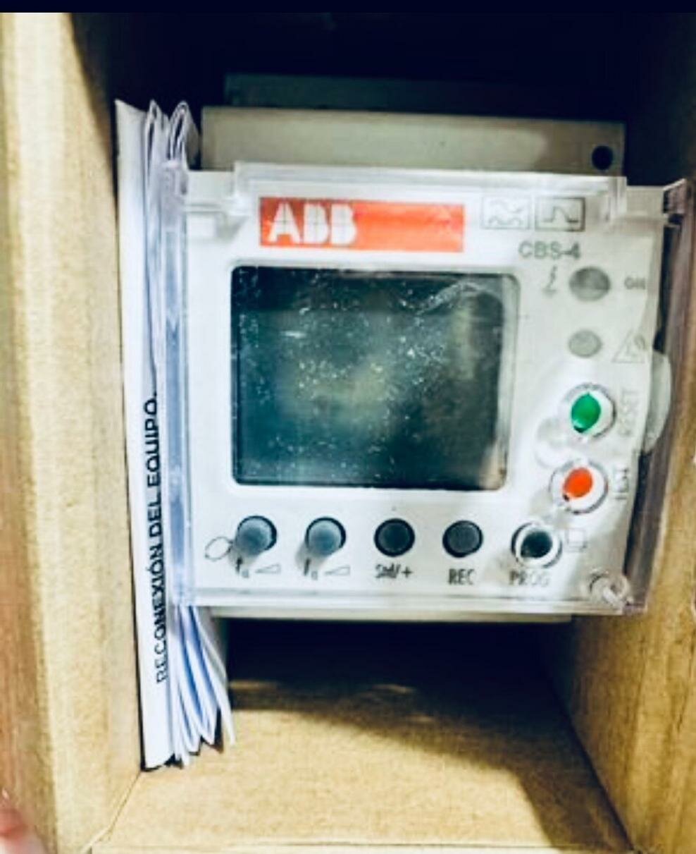 Реле дифференциальное ABB CBS-4 2CSJ341001R0202, для трехфазных сетей, 3 контакта