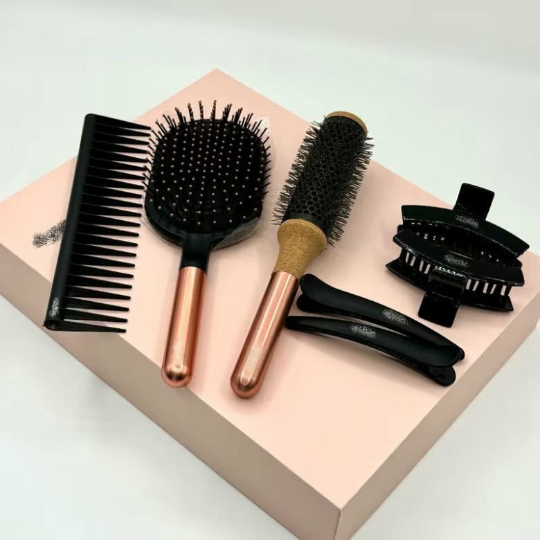 Набор аксессуаров для волос Dyson "Styling Gift Rosé", 7 предметов, синий — фото 1
