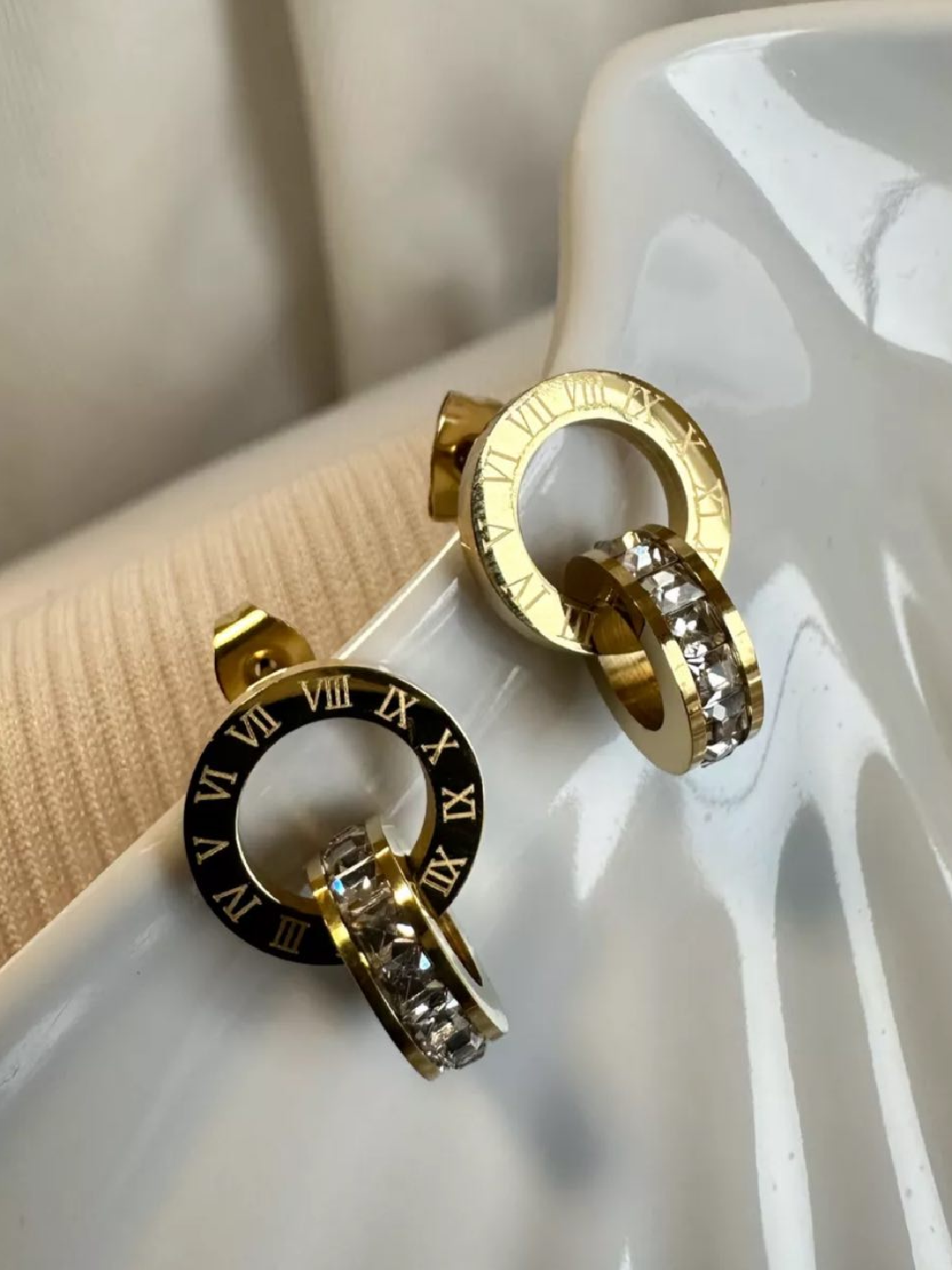 Серьги пусеты, авантюриновое стекло, размер 15 мм, gold