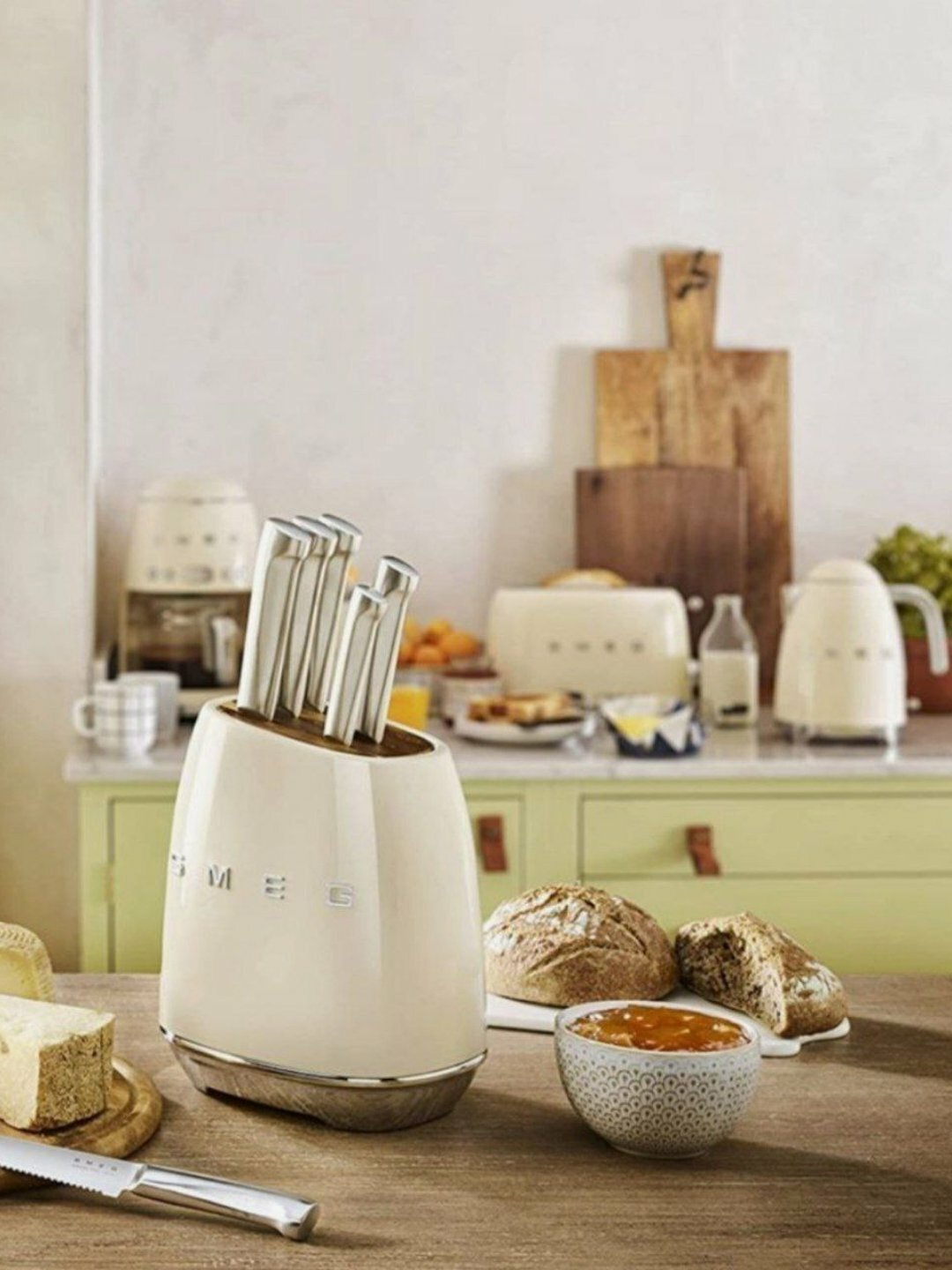 Набор ножей SMEG, нержавеющая сталь, эргономичная ручка, ретро дизайн