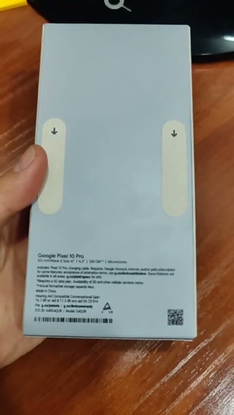 Смартфон Google Pixel 10 Pro, Moonstone, США, Android, NFC, Wi-Fi, Bluetooth, 6,3", 16ГБ, 128ГБ — фото 1