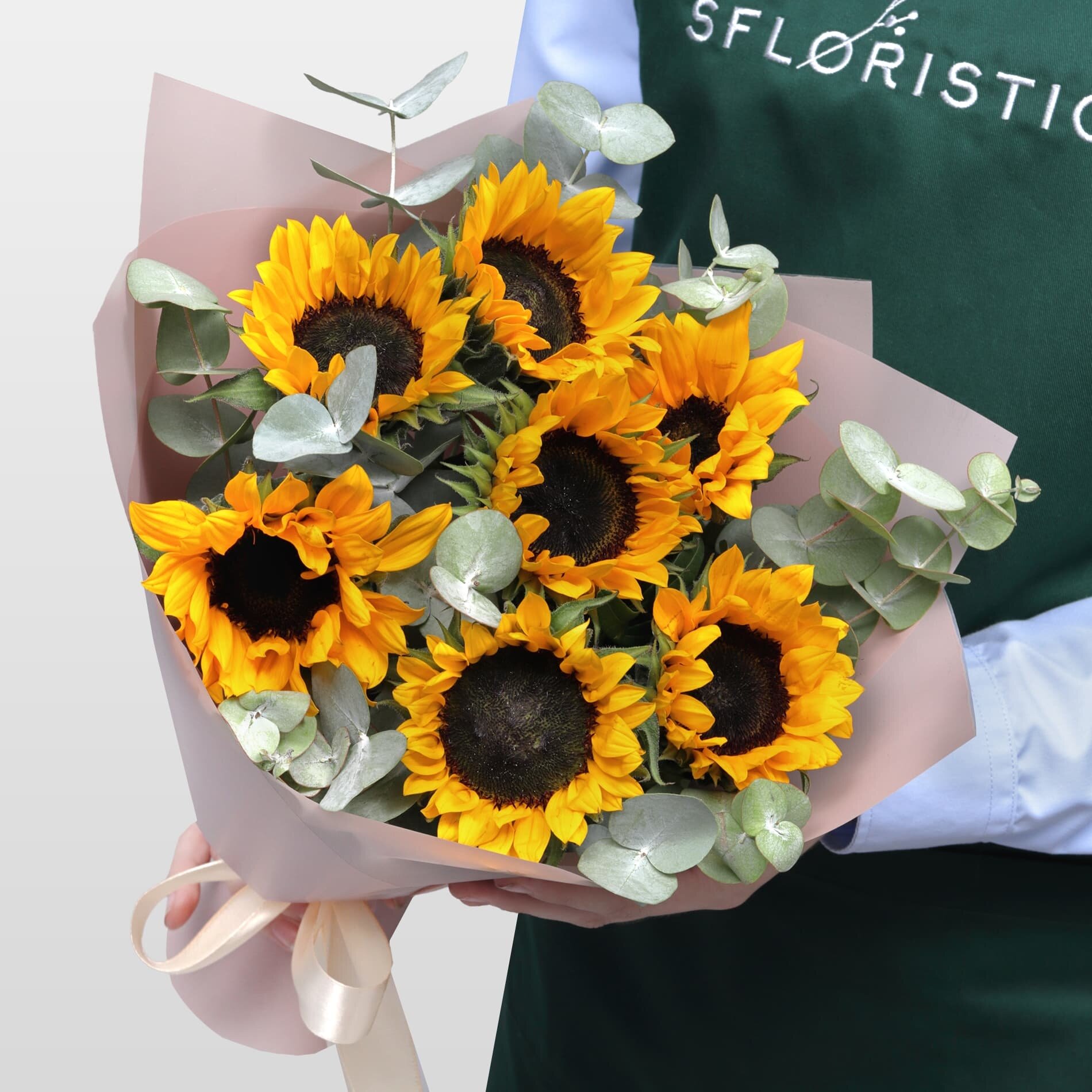 Букет из Подсолнухов и Эвкалипта «Золотое поле»