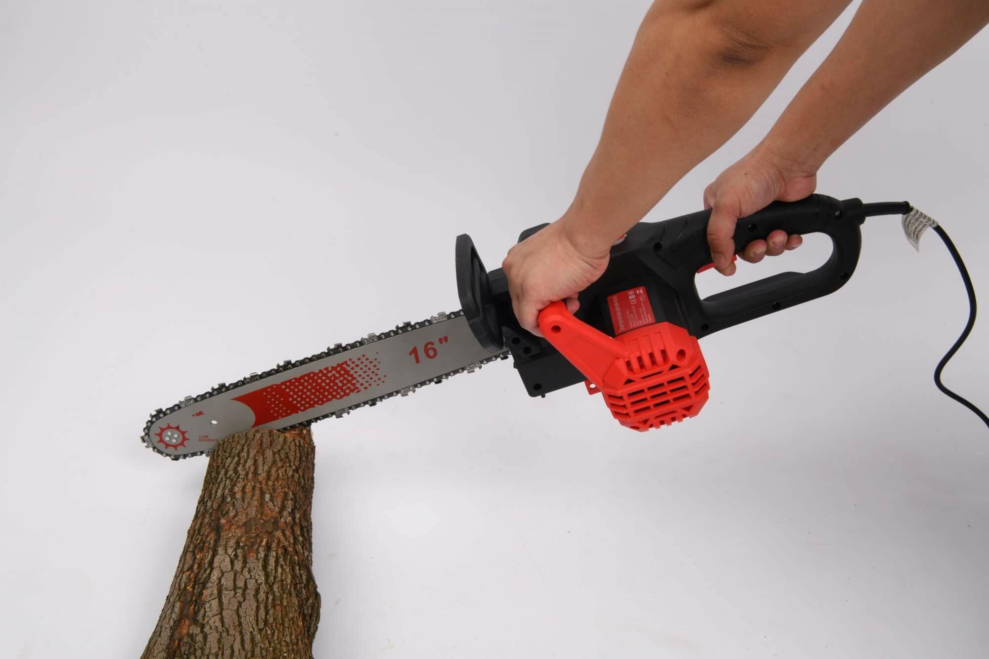 Электрическая цепная пила сетевая 1000вт Шина 45см