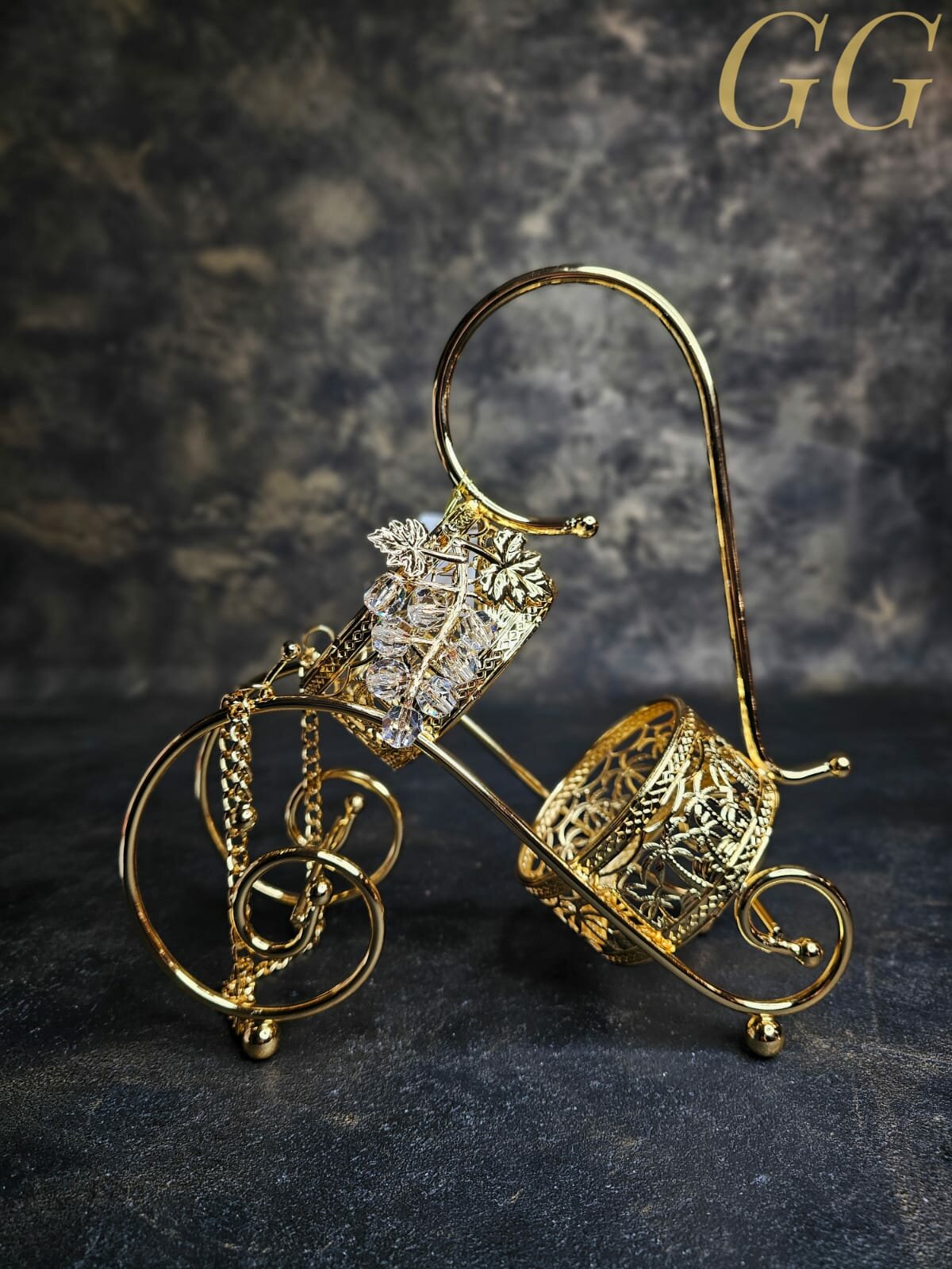 Бутылочница с виноградной лозой. 24*10*25,3см. позолота 24К