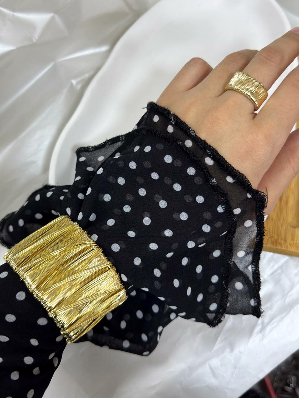 Браслет-бэнгл