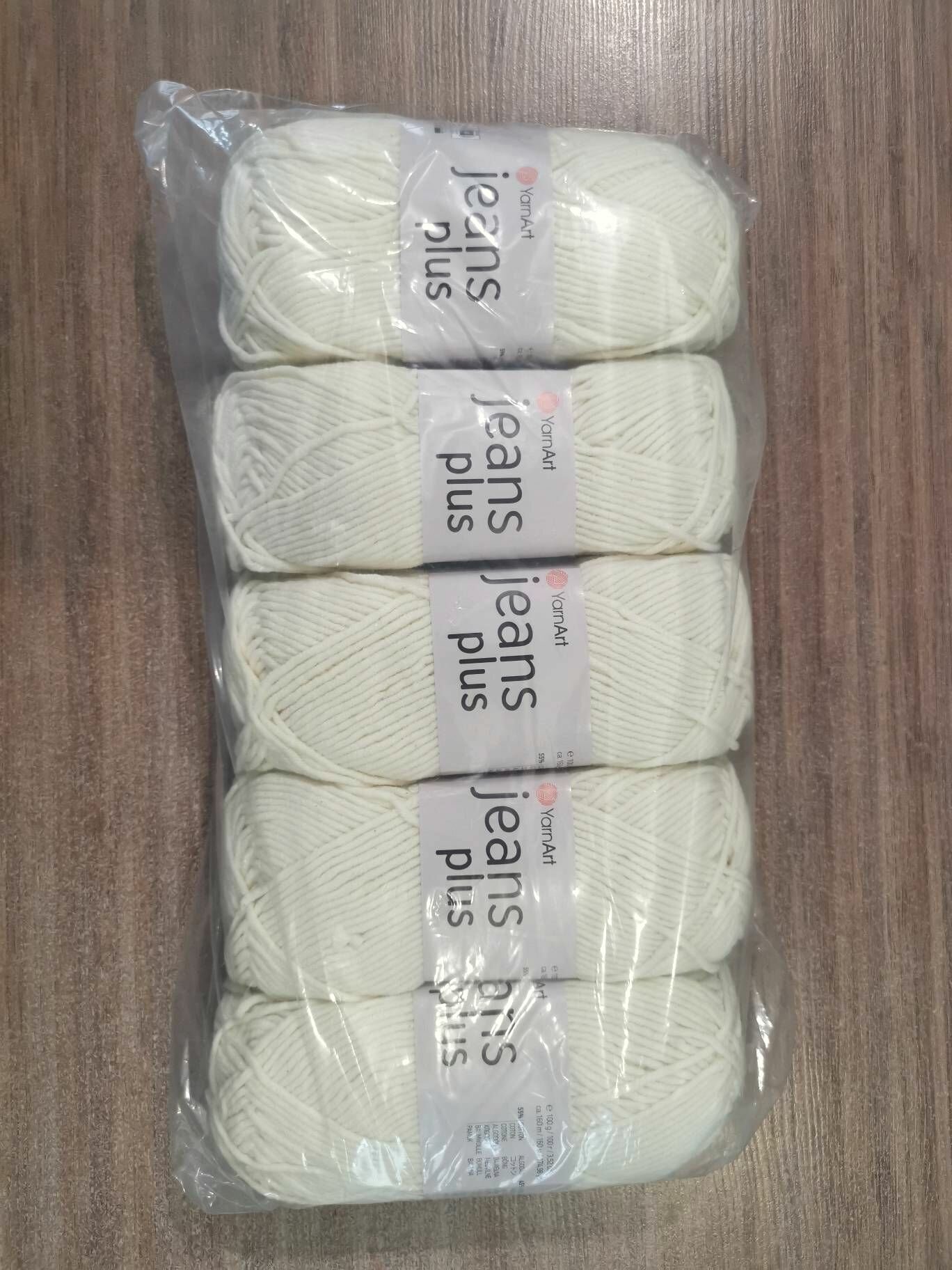 Пряжа Джинс Плюс (Jeans Plus Yarnart) упаковка 5 мотков 100 г. 160 м. 55% хлопок 45% полиакрил цвет 03 молочный