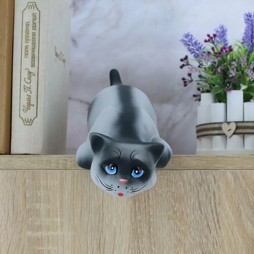 Интерьерная статуэтка , свисающая фигурка Кот Нырок , 22 см , керамика , ручная роспись , цвет серый с черным