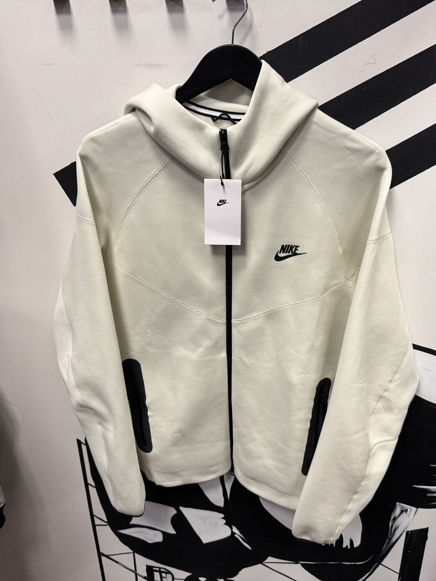 Толстовка NIKE Tech Fleece Full-Zip Windrunner, размер L, , белая — фото 1