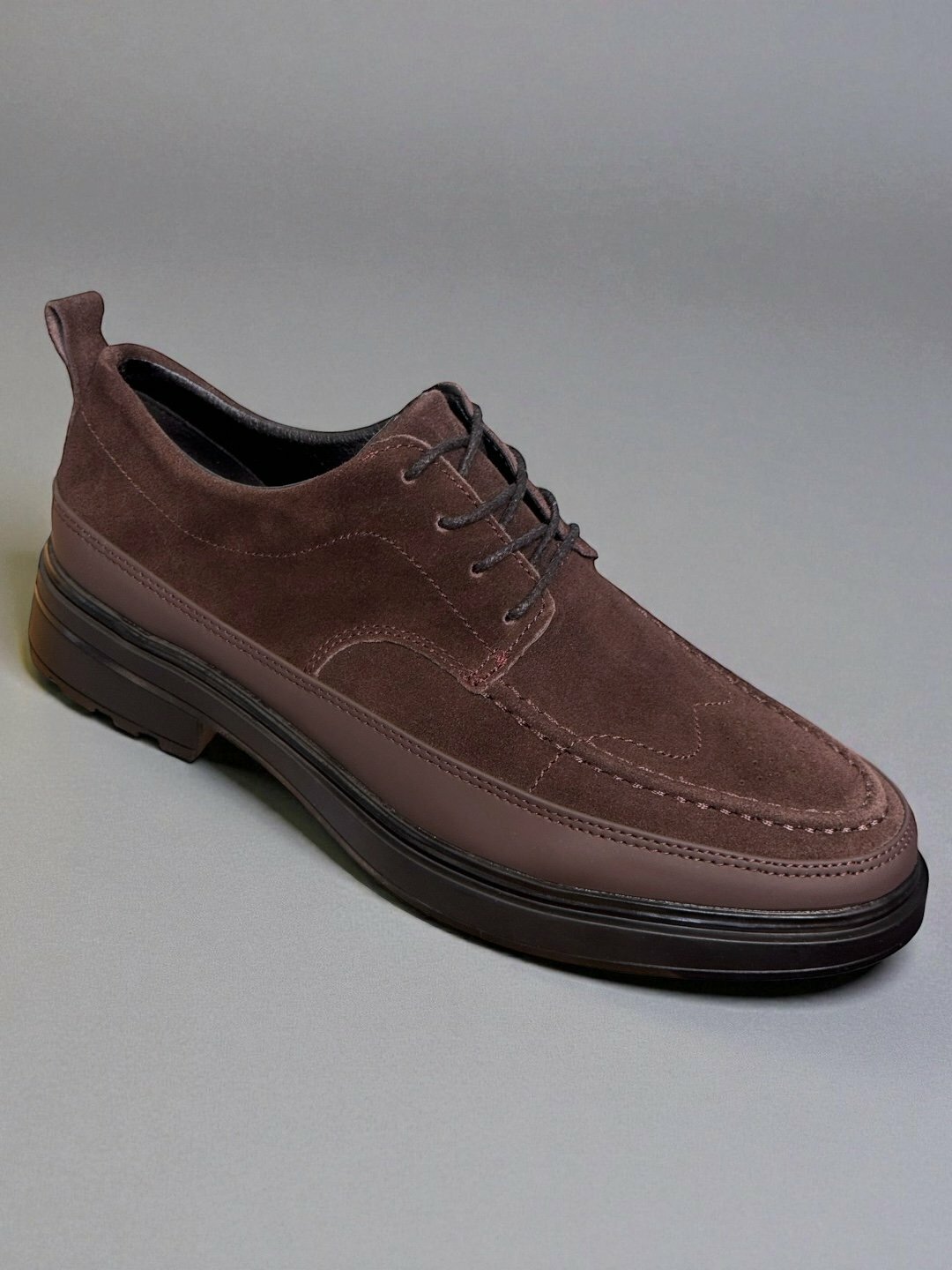 Лоферы  мужские туфли, замшевые туфли, классические туфли, повседневная обувь, мужская обувь, туфли из натуральной замши, туфли без меха, демисезонная обувь, туфли на толстой подошве, комфортные туфли, офисная обувь, стильные туфли, туфли с шнурками, туфли на каблуке, туфли для мужчин, обувь из замши, туфли на каждый день