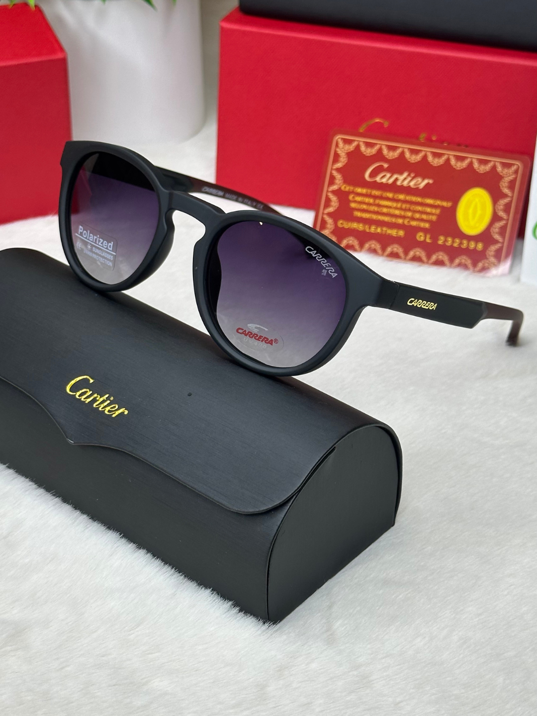 Солнцезащитные очки