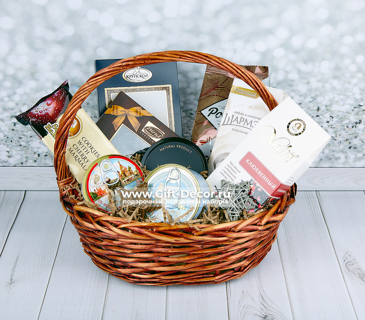 Подарочная корзина "ВкусоЛандия"