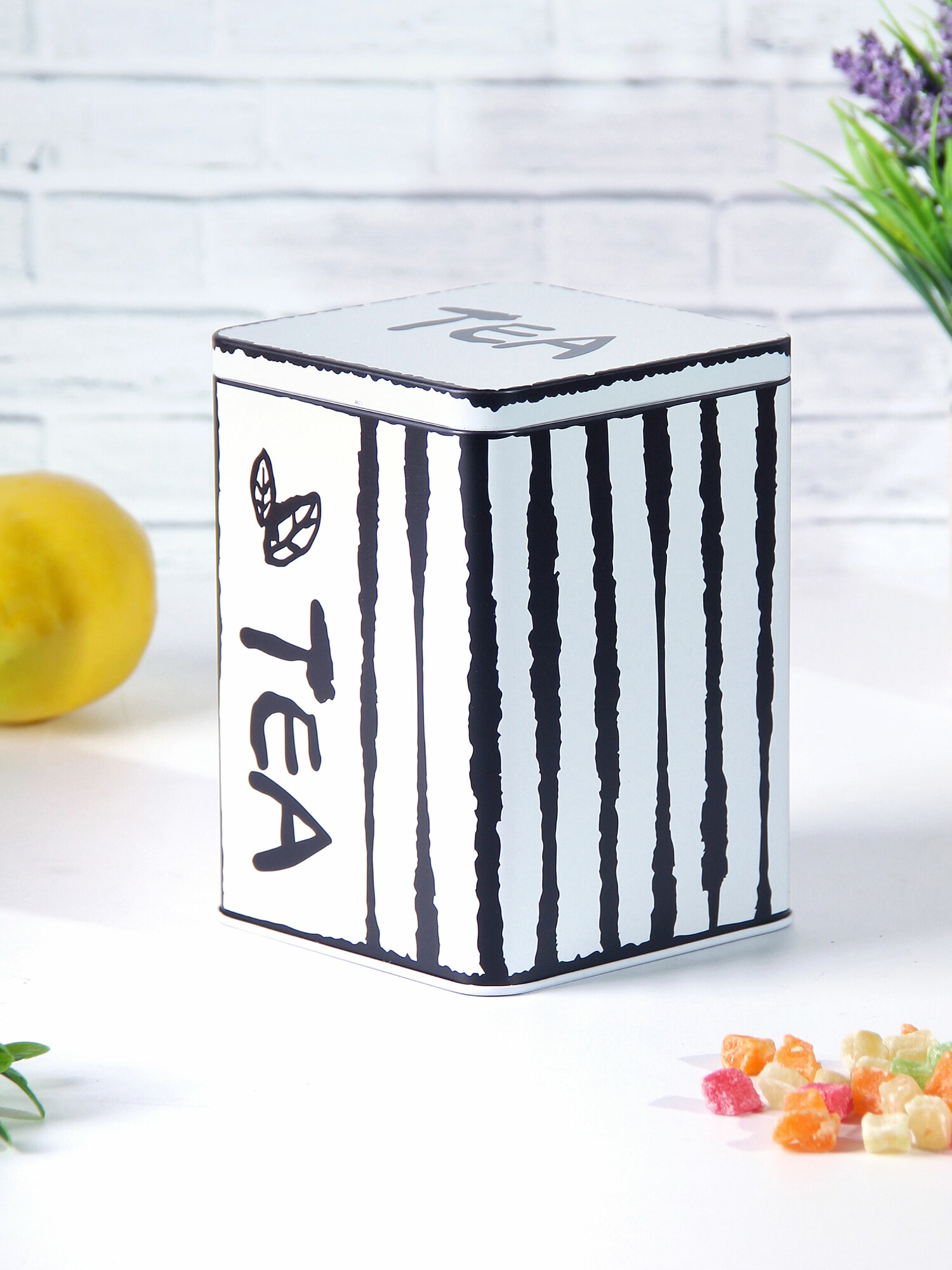 Банка для сыпучих продуктов Чай1,45 л белая с черным металл "Перо Павлина"