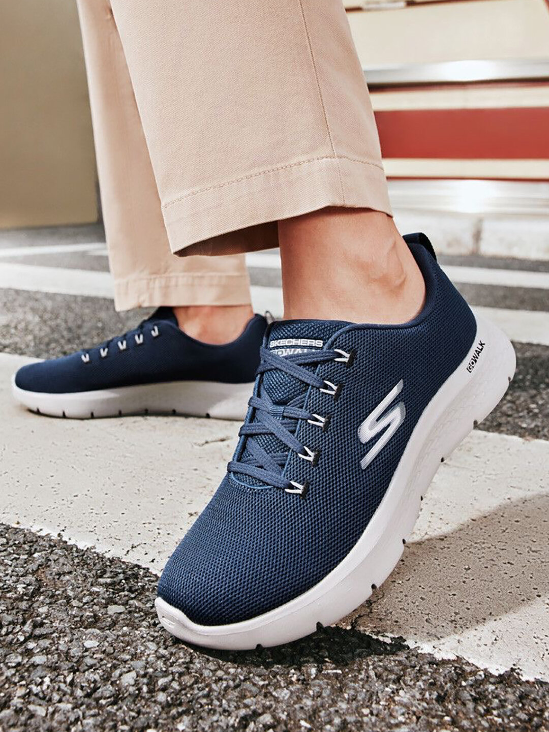 Кроссовки SKECHERS, полнота B, размер 42,5 EU, navy — фото 1