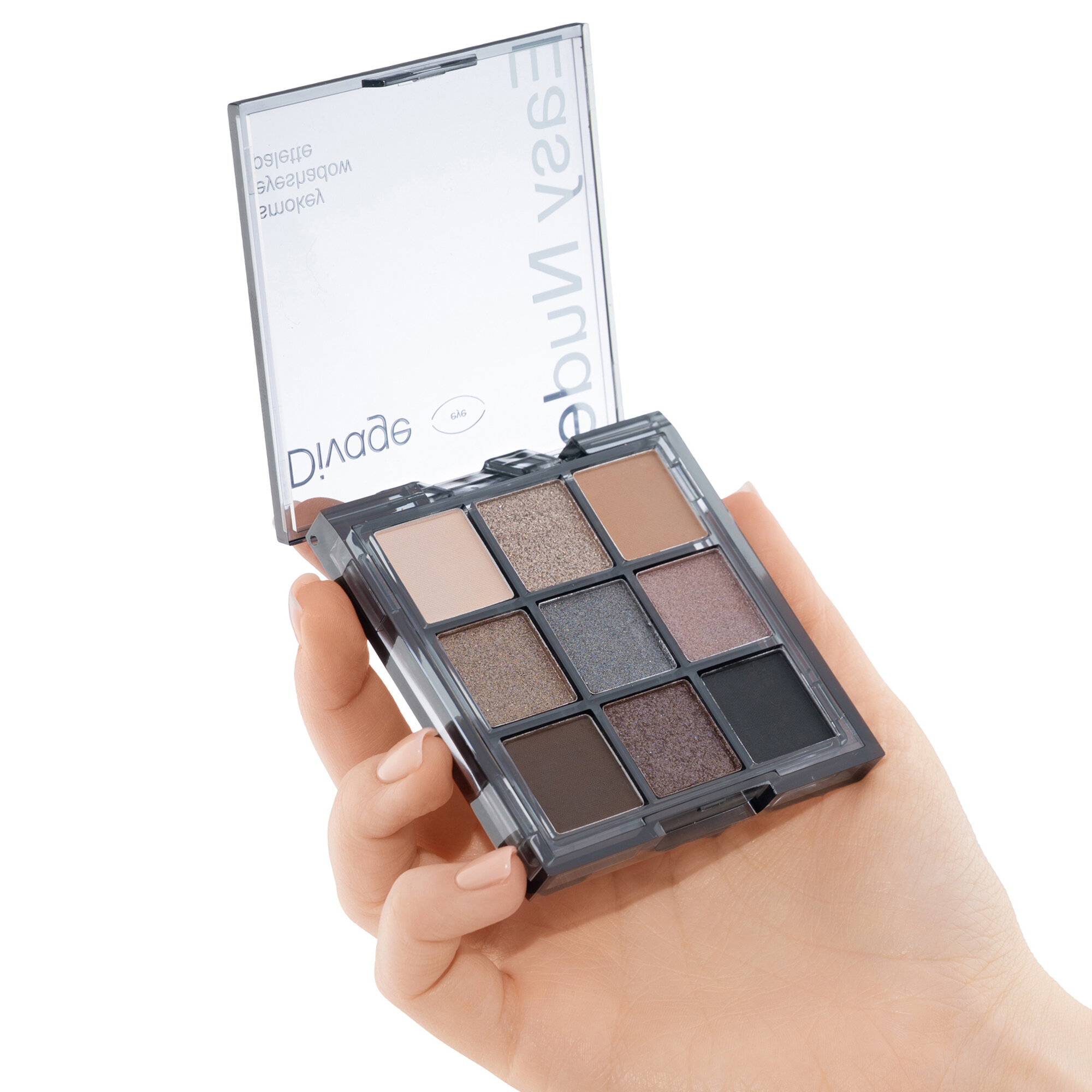 Палетка теней DIVAGE Easy Nude Smokey Eyeshadow Palette, 9 г — фото 1