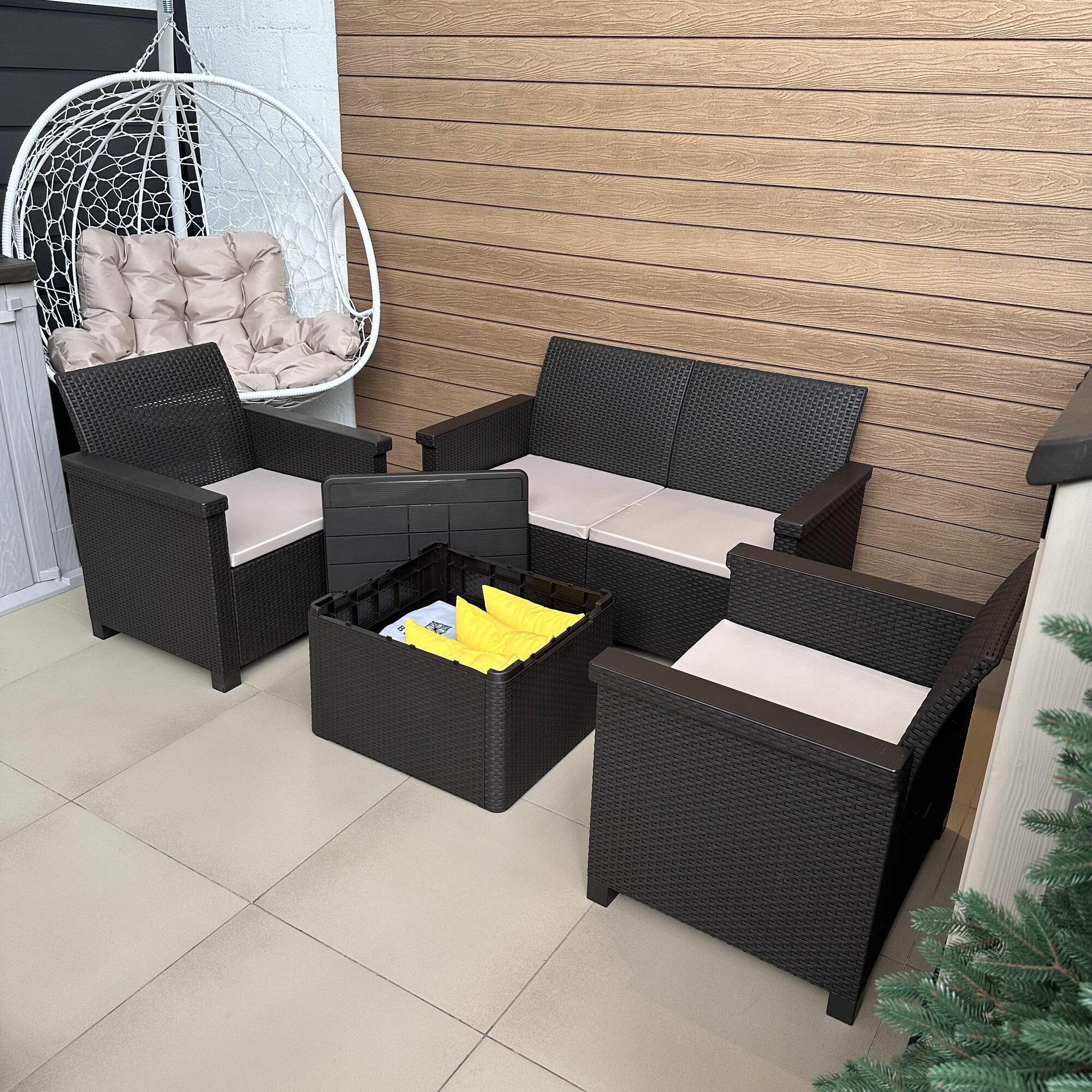 Изображение Комплект мебели Ergo Rattan 4 set венге с бежевыми подушками