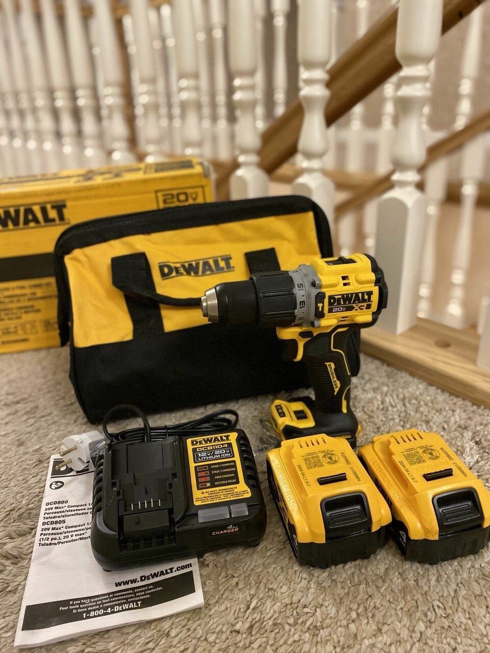 Набор DeWALT DCD805B, 20V, 2 АКБ 4.0Ah, ЗУ DCB1104, кейс, оригинал из США
