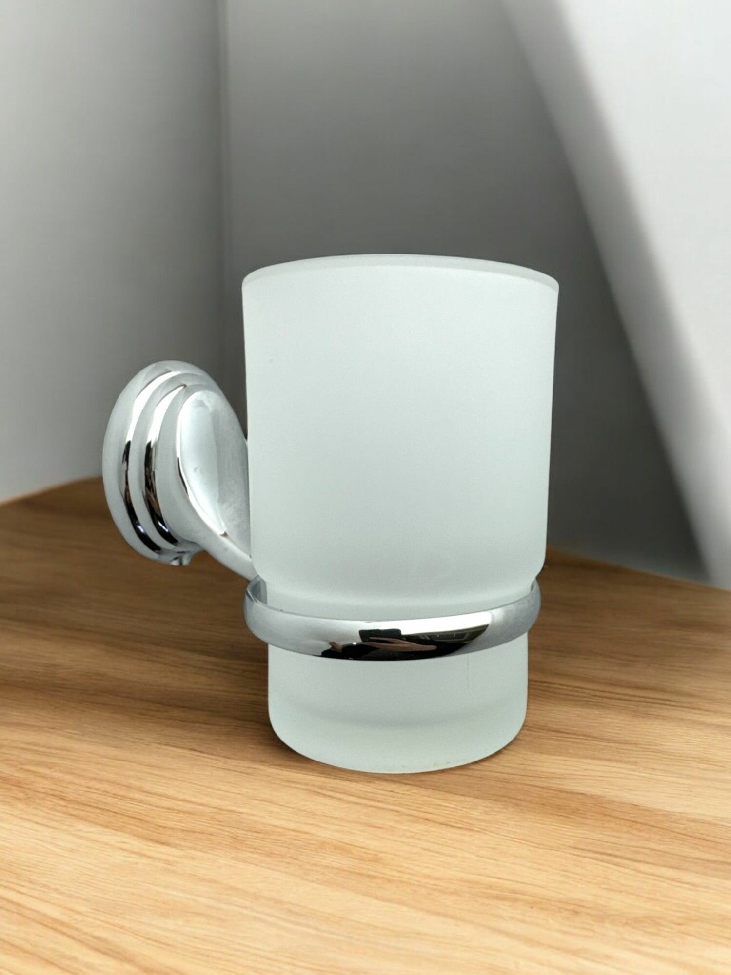 Стакан для зубных щеток с держателем Rainsberg матовое стекло/хром материал металл